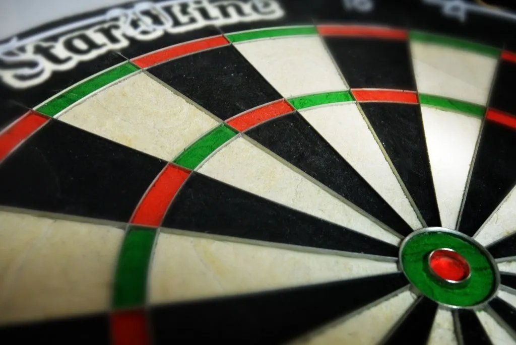Комплект для игры в дартс StartLine Play Elit-Play